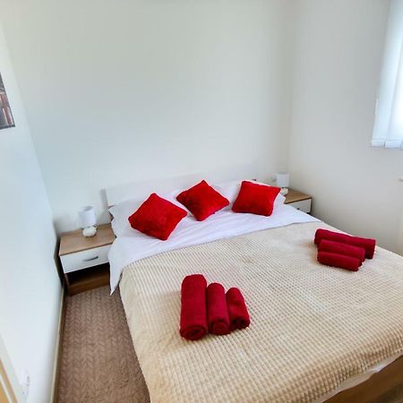 Apartman Tarnik'S Daire Viskovo Dış mekan fotoğraf