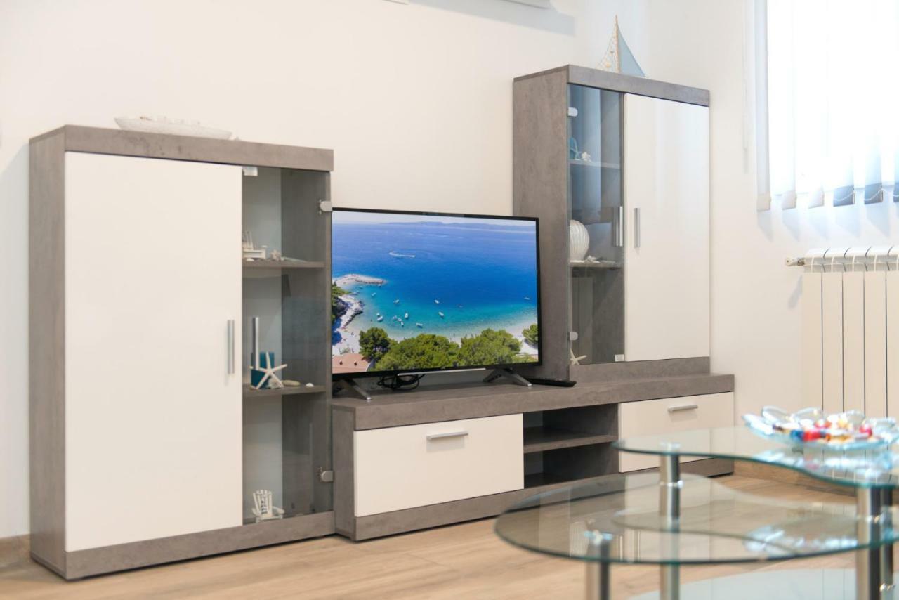 Apartman Tarnik'S Daire Viskovo Dış mekan fotoğraf