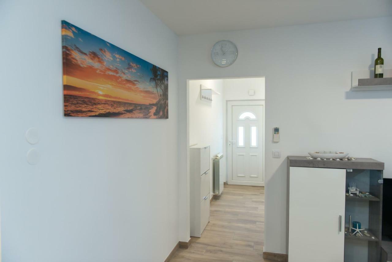 Apartman Tarnik'S Daire Viskovo Dış mekan fotoğraf